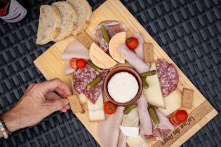 1 nuitée week-end avec plateau dînatoire